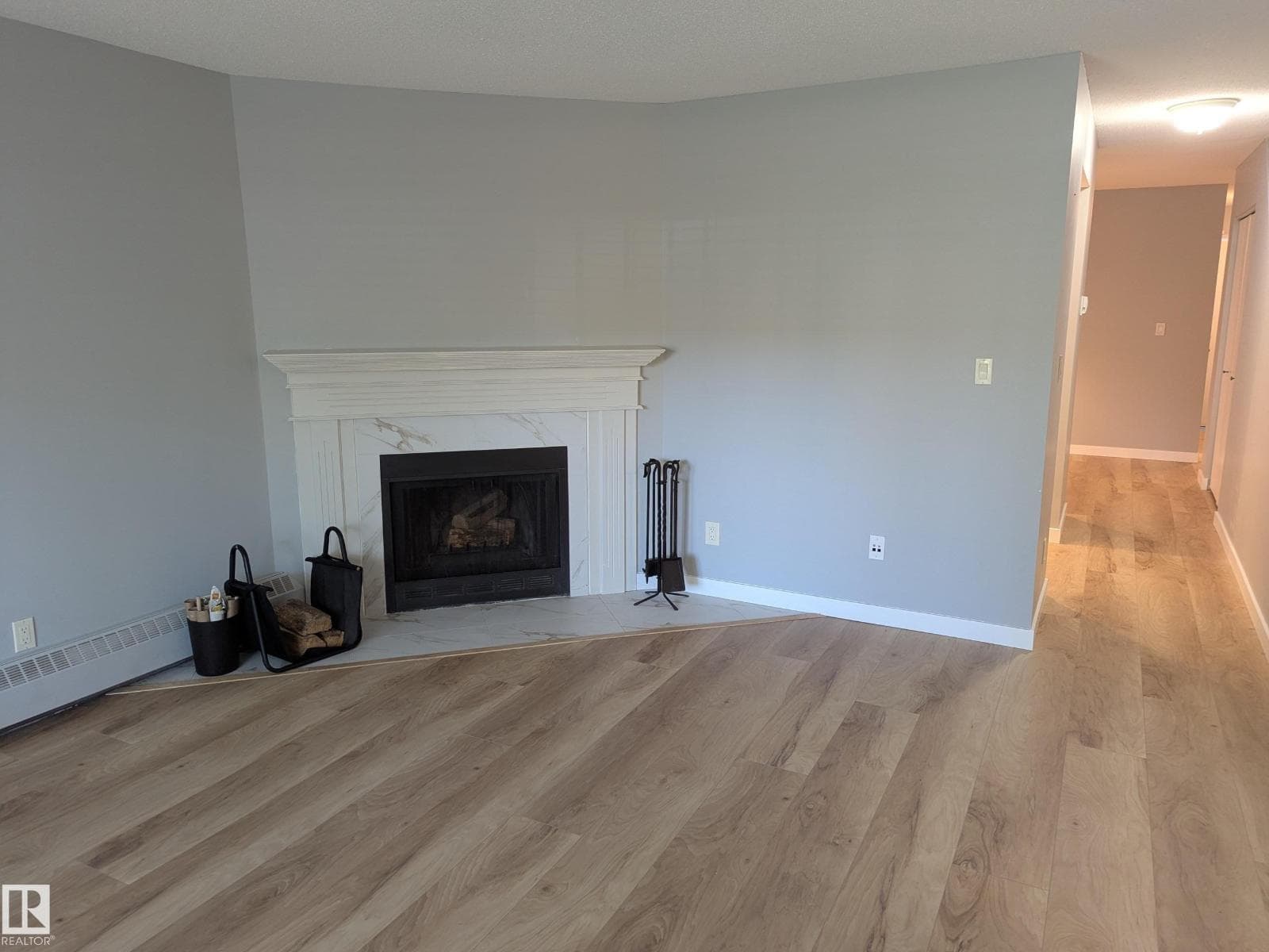 10524 84 AV NW — photo 5