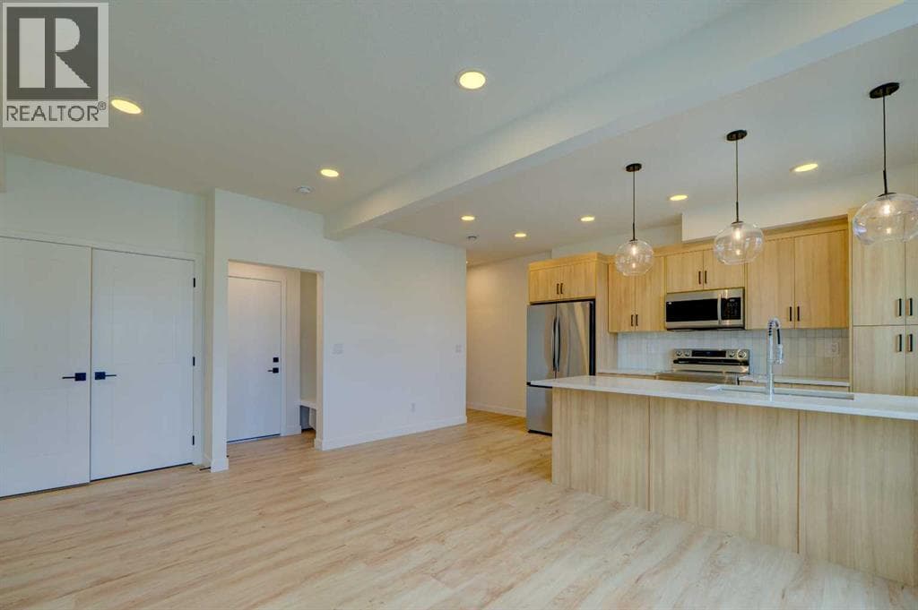 14832 1 Street NW — photo 4