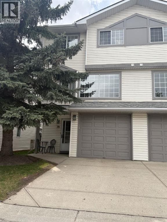 70 Kingsland Villas SW