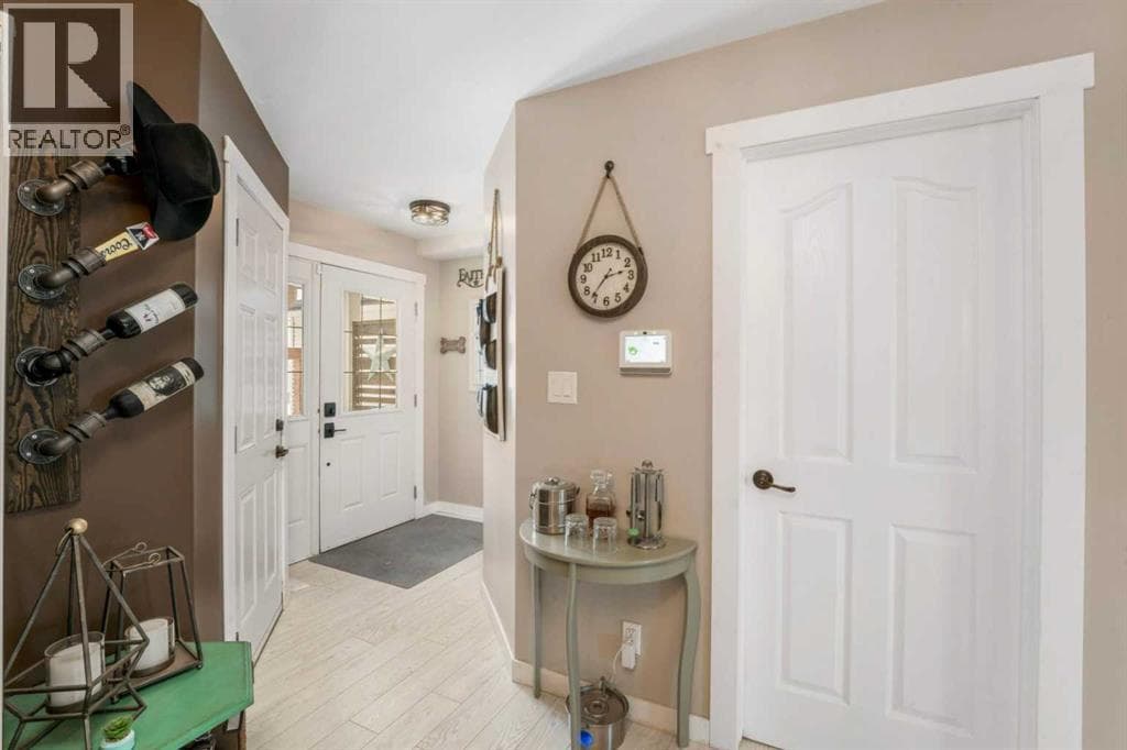 32 Legend Court — photo 4