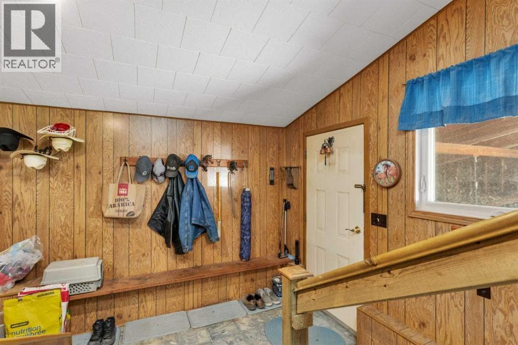 382027 Range Road 4-5 — photo 4