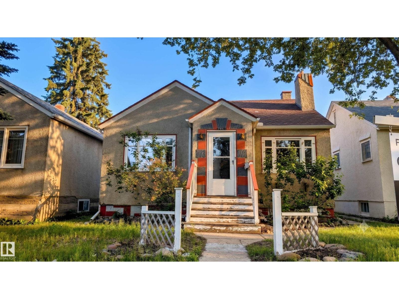 7611 112S AV NW