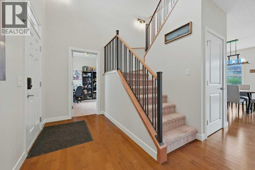 256 Boulder Creek Drive SE — photo 2