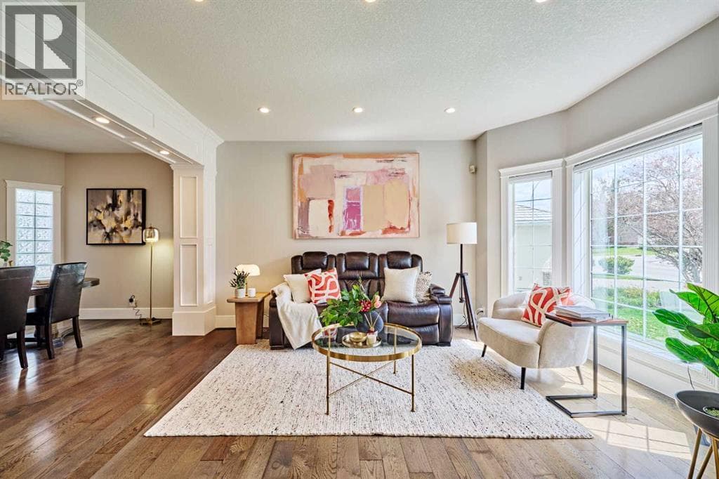 605 Hamptons Drive NW — photo 3