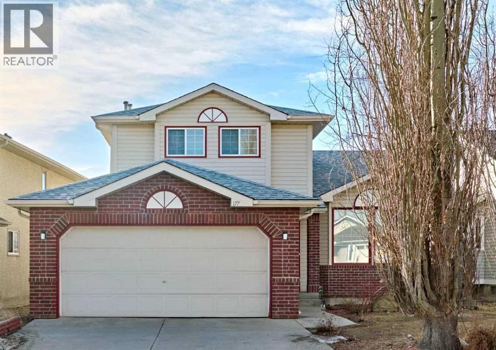 177 Harvest Hills Drive NE