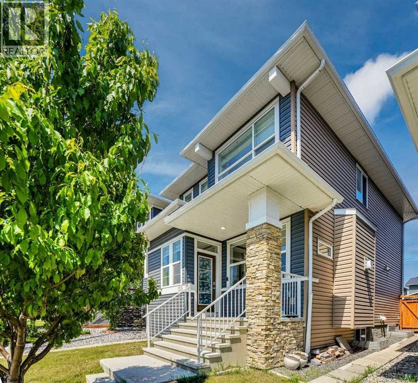 158 Redstone Common NE — photo 4