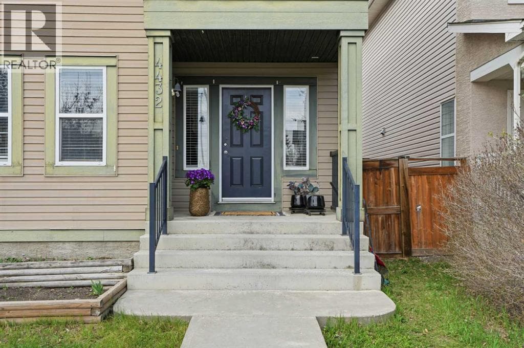 4432 Elgin Avenue SE — photo 2