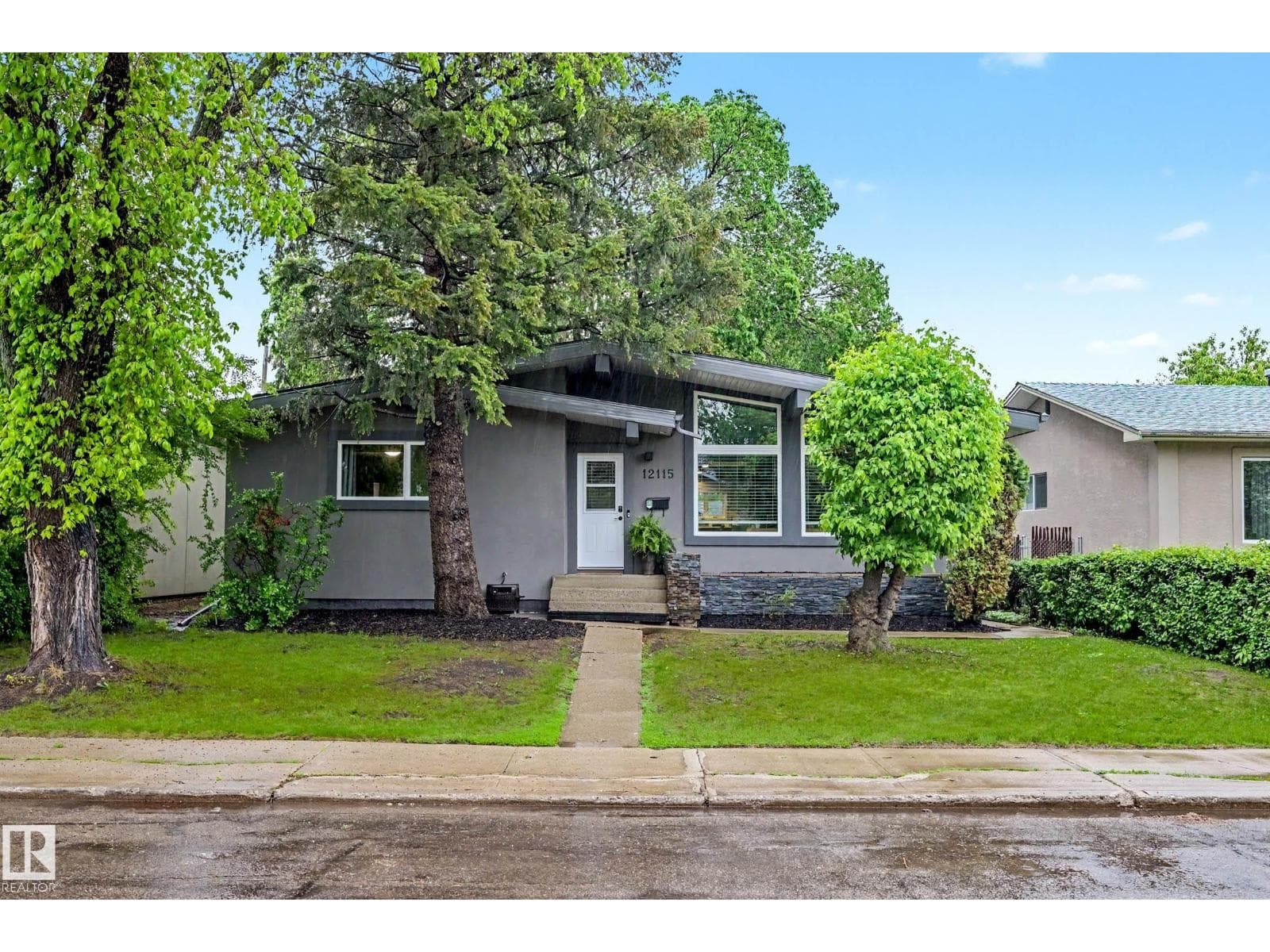 12115 40 AV NW NW