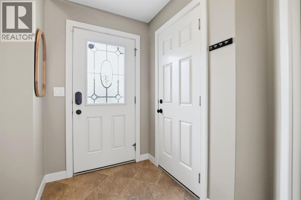 114 Stephenson Crescent — photo 5