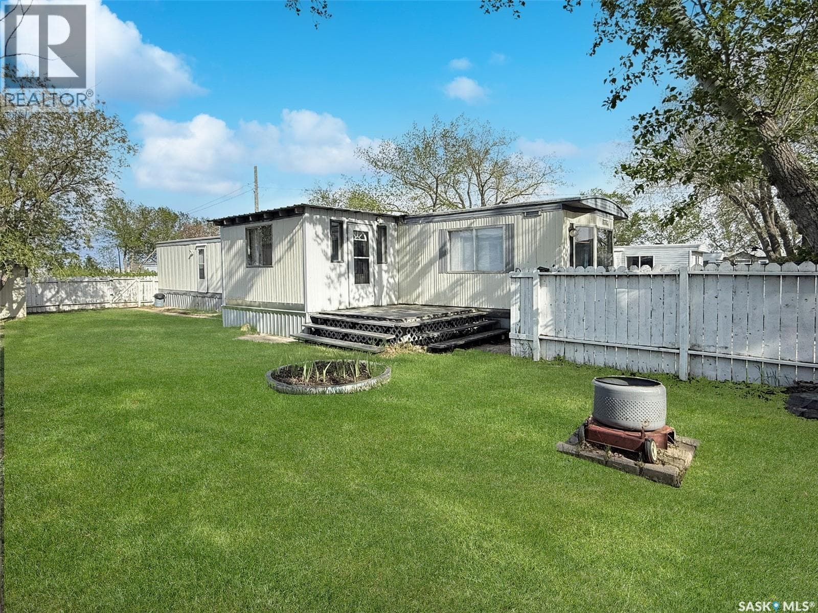 10 Prairie Sun COURT