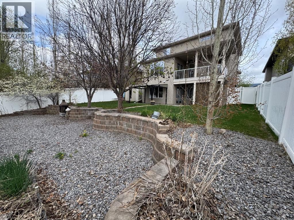 116 Allwright Close — photo 3