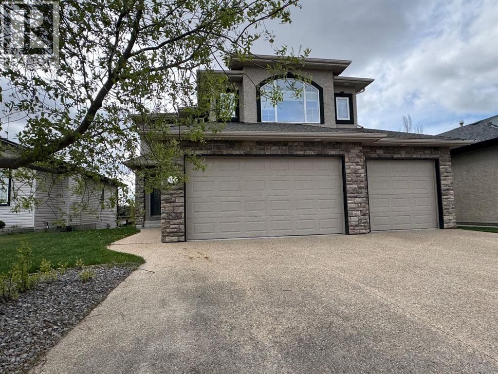 116 Allwright Close — photo 2