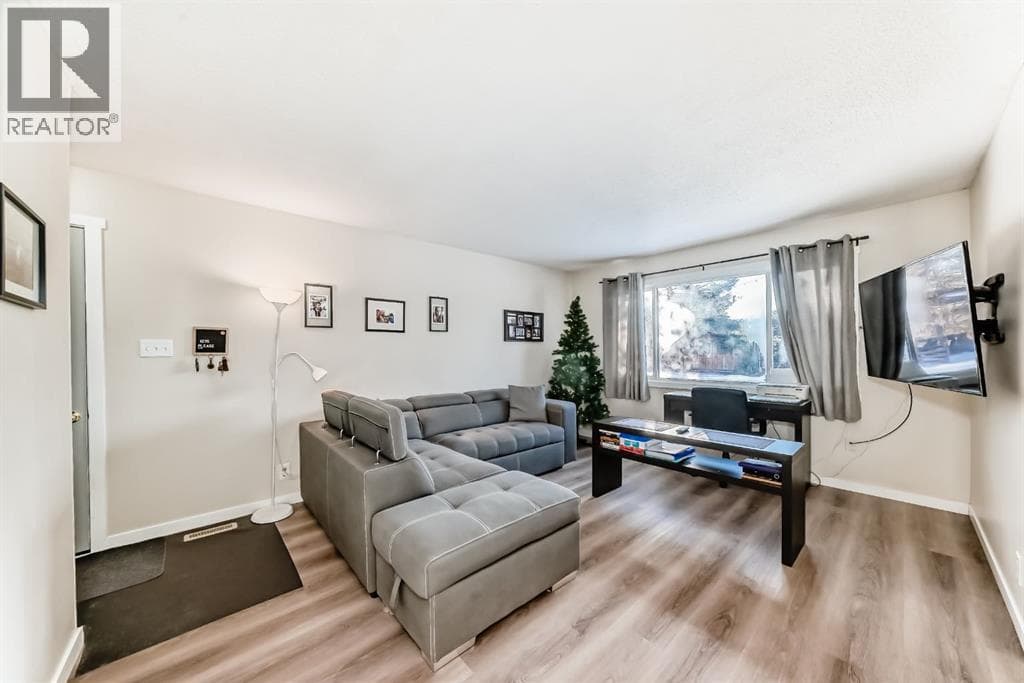 3221 32A Avenue SE — photo 5