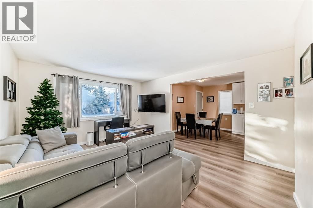 3221 32A Avenue SE — photo 4