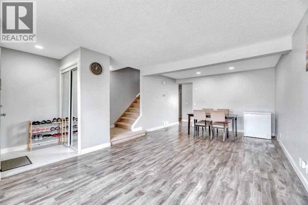 6408 54 Street NE — photo 4