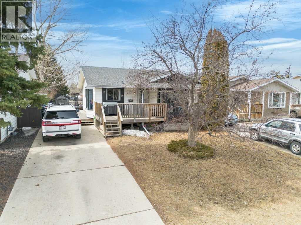 10 Chappel Drive — photo 2