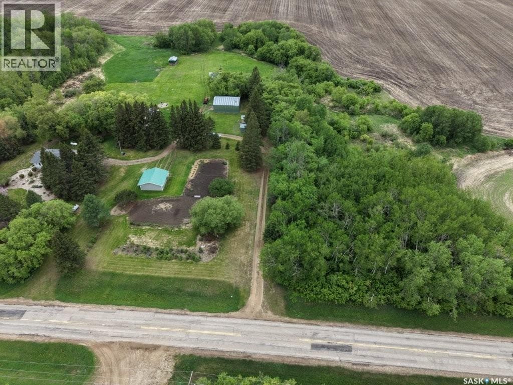 22 acres picture perfect acreage Norquay