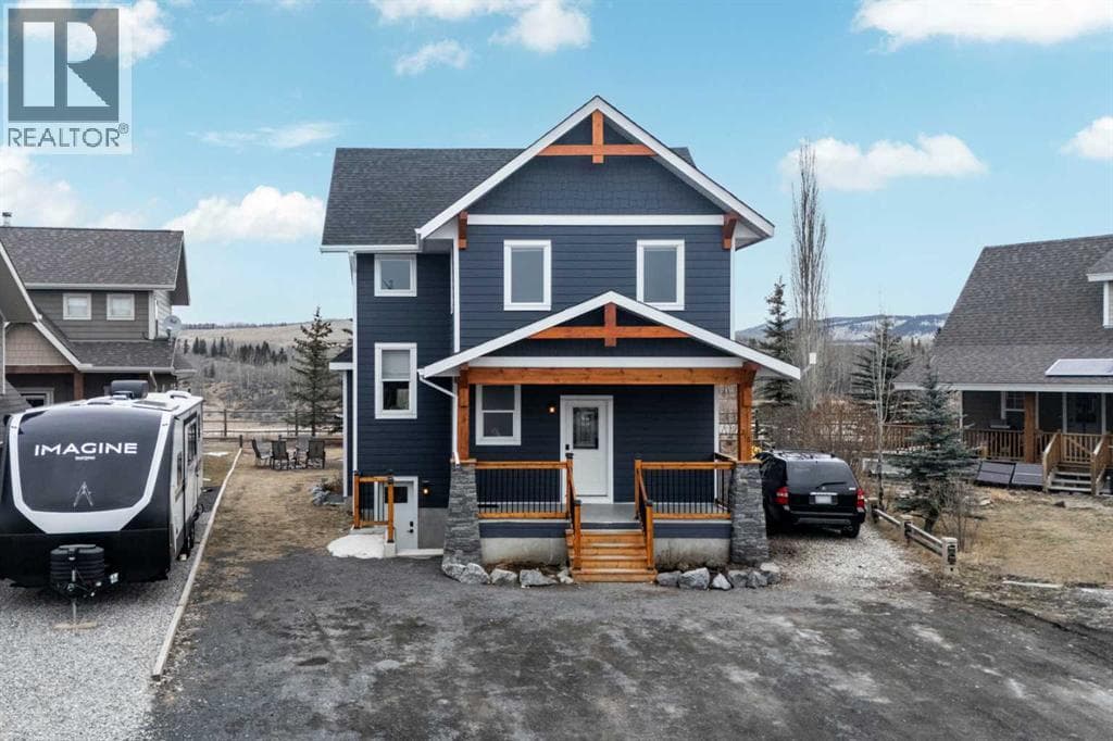 216 Cottageclub Crescent