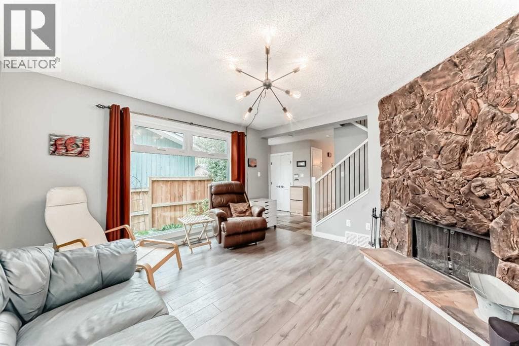 6739 Coach Hill Road SW — photo 4