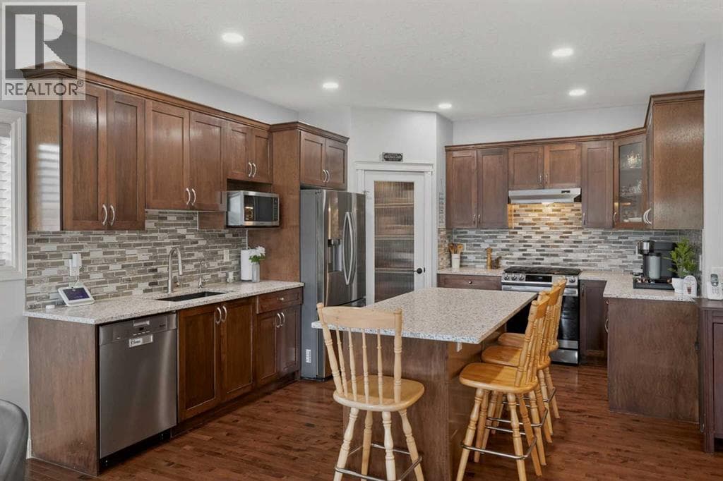 207 Strathmore Lakes Bend — photo 3