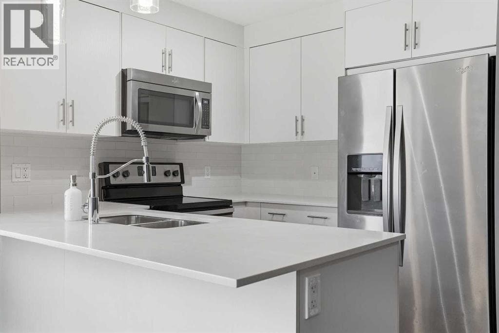 3116, 302 Skyview Ranch Drive NE