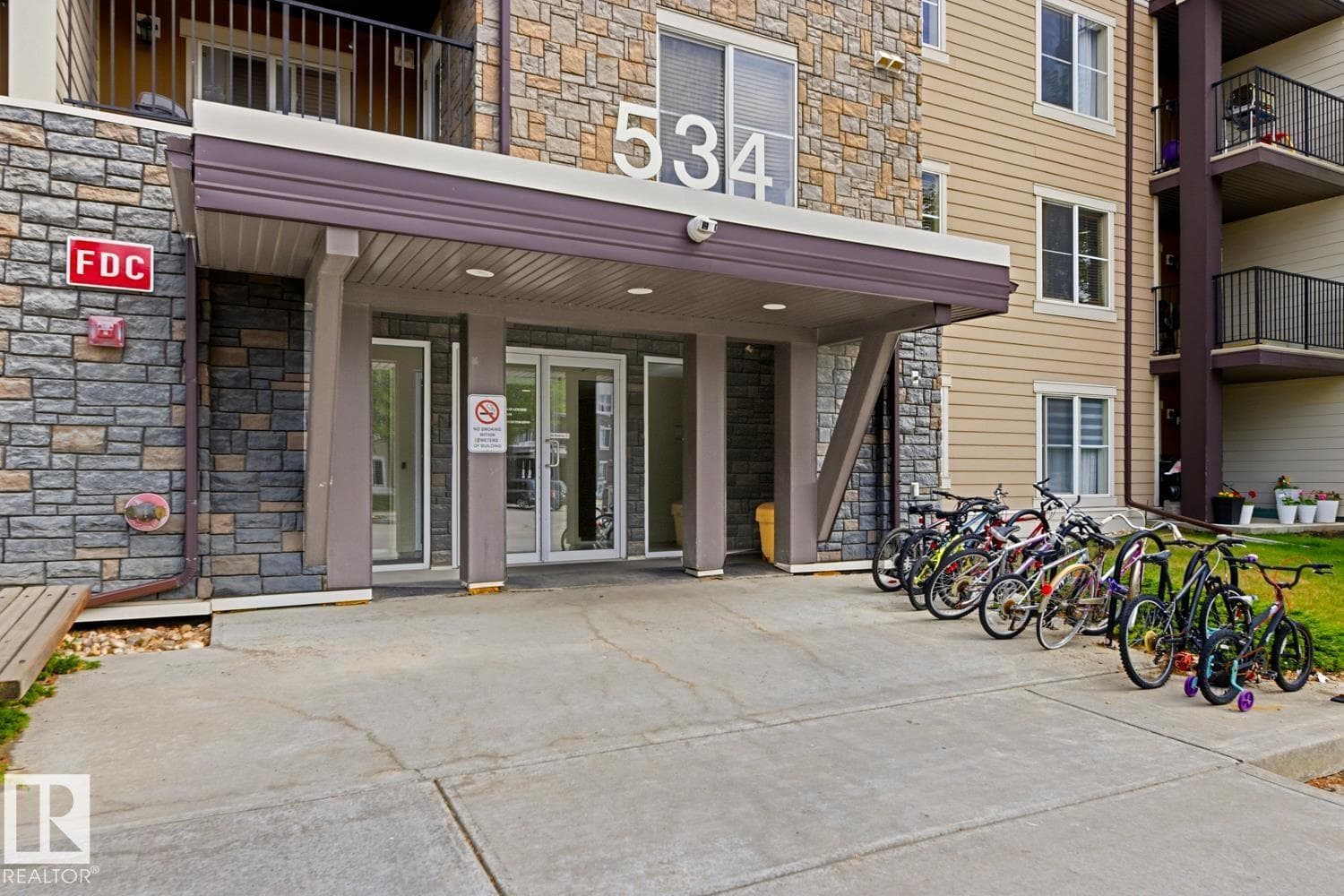 #110 534 WATT BV SW — photo 2
