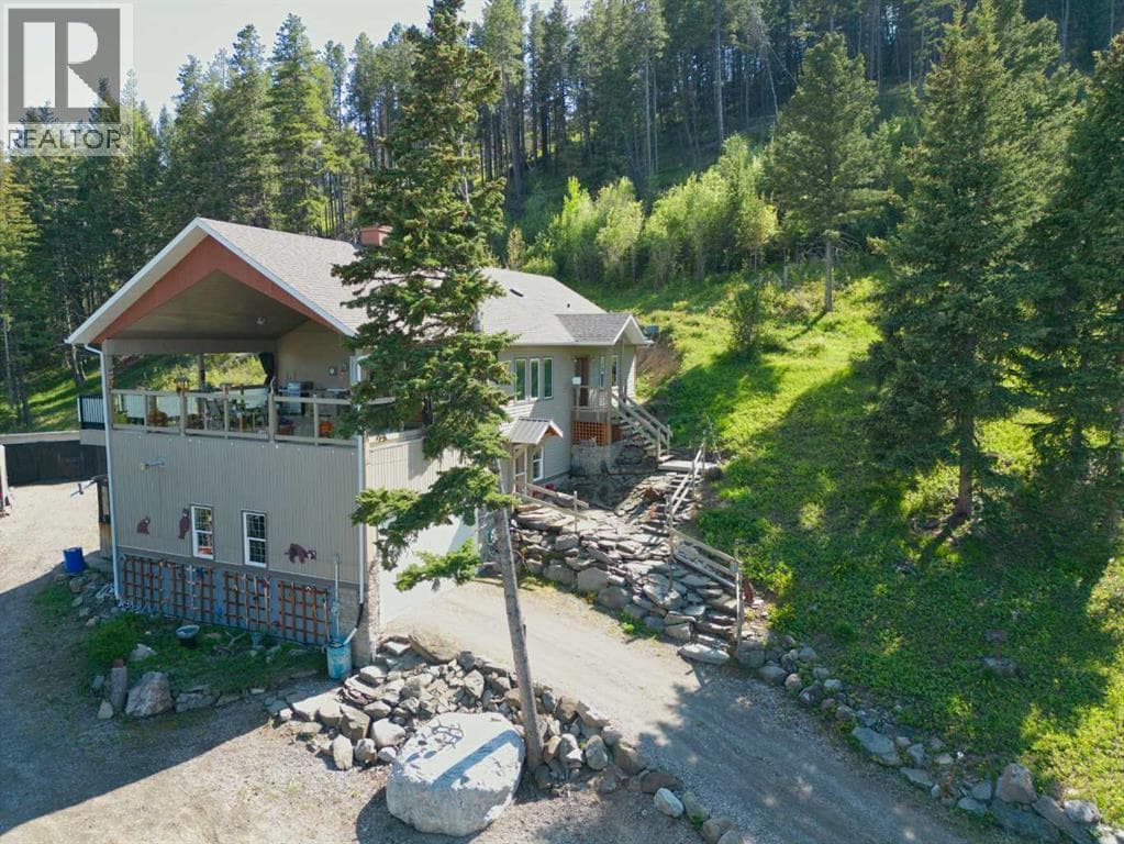109 Adanac Rise