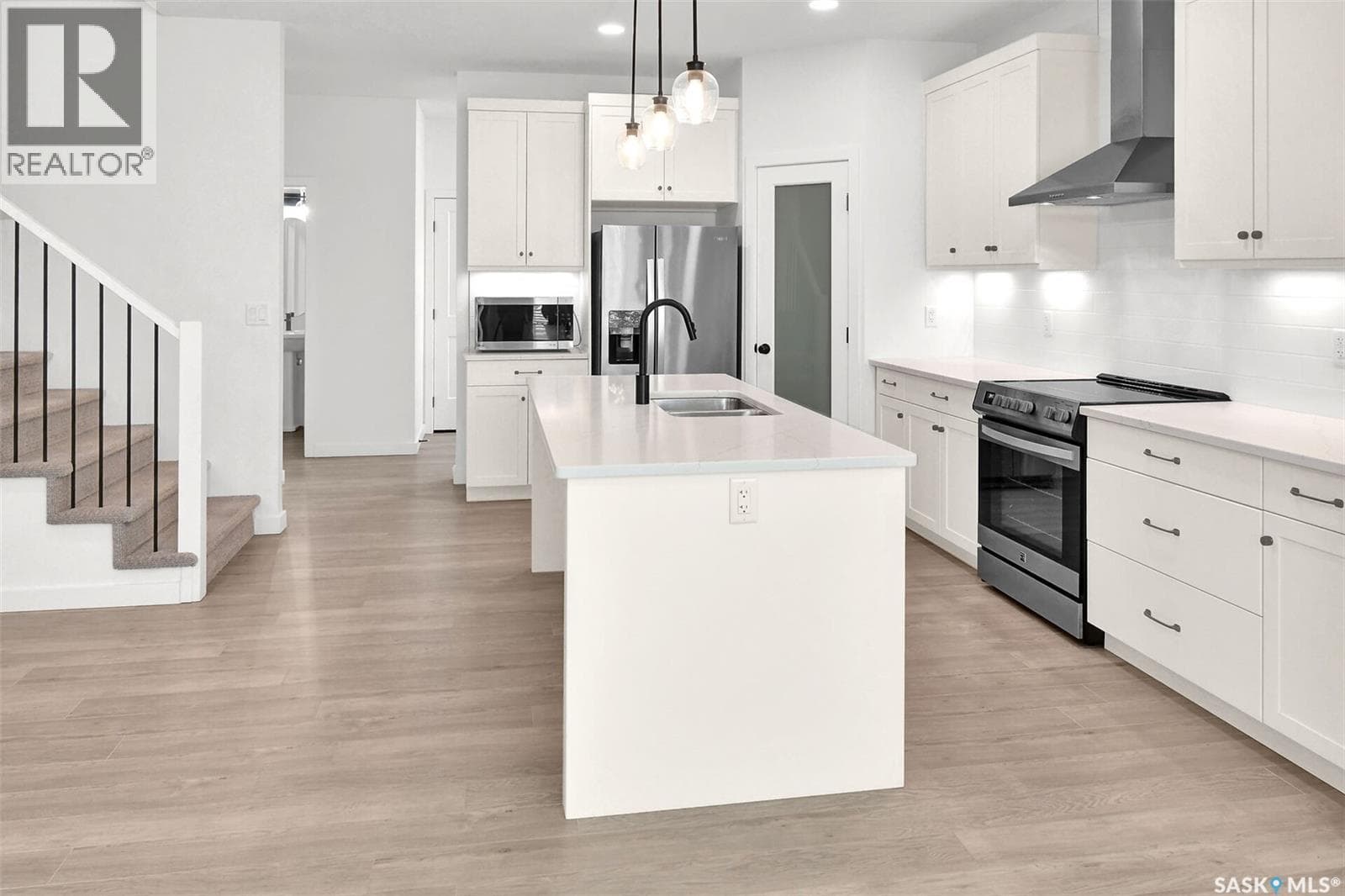104 Forsey AVENUE — photo 3
