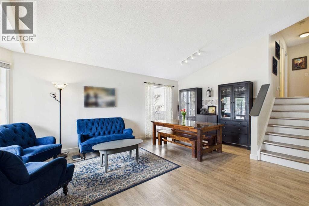 14 Citadel Drive NW — photo 5