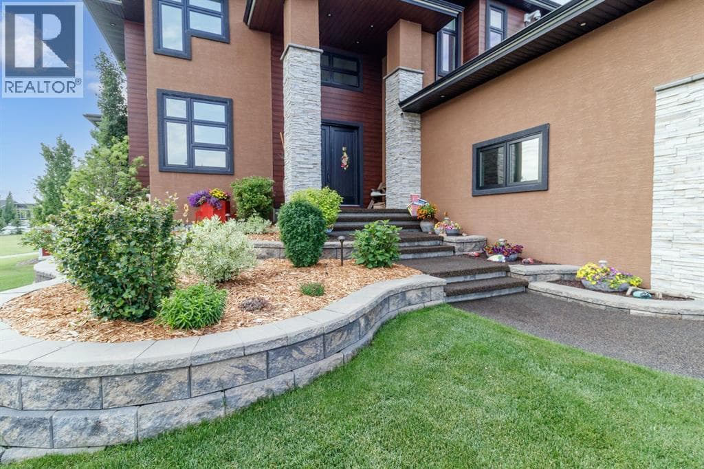 57 Lazaro Close — photo 3