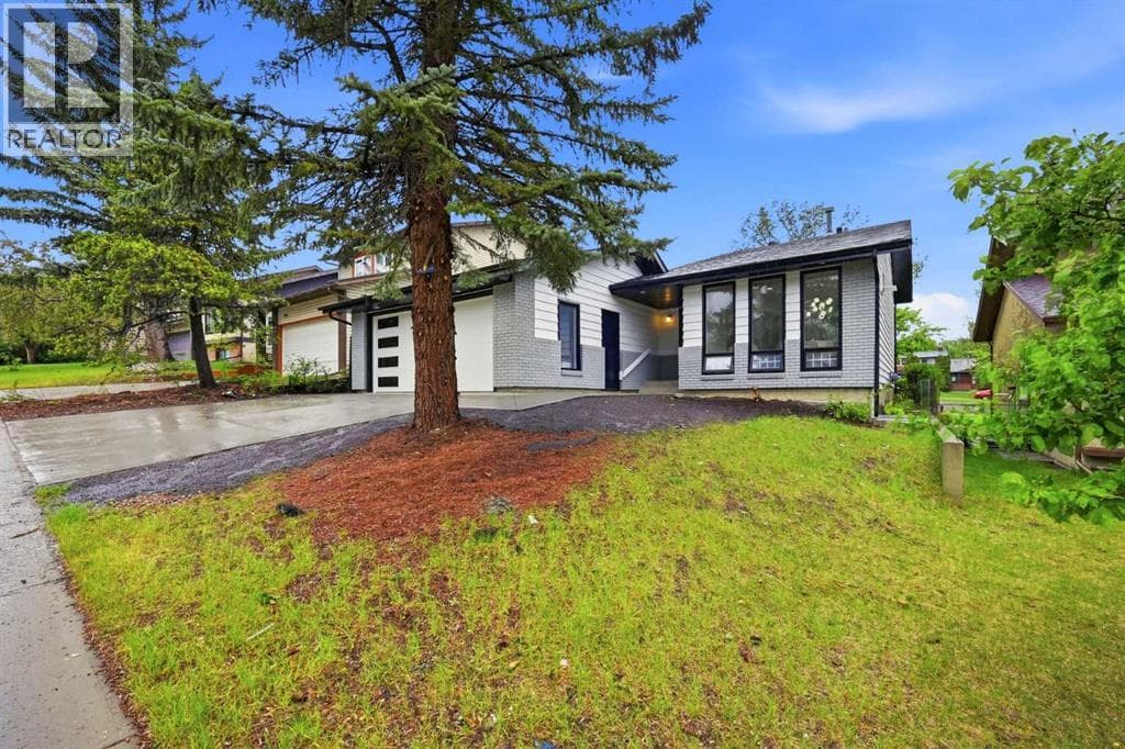 300 Edgehill Drive NW — photo 3