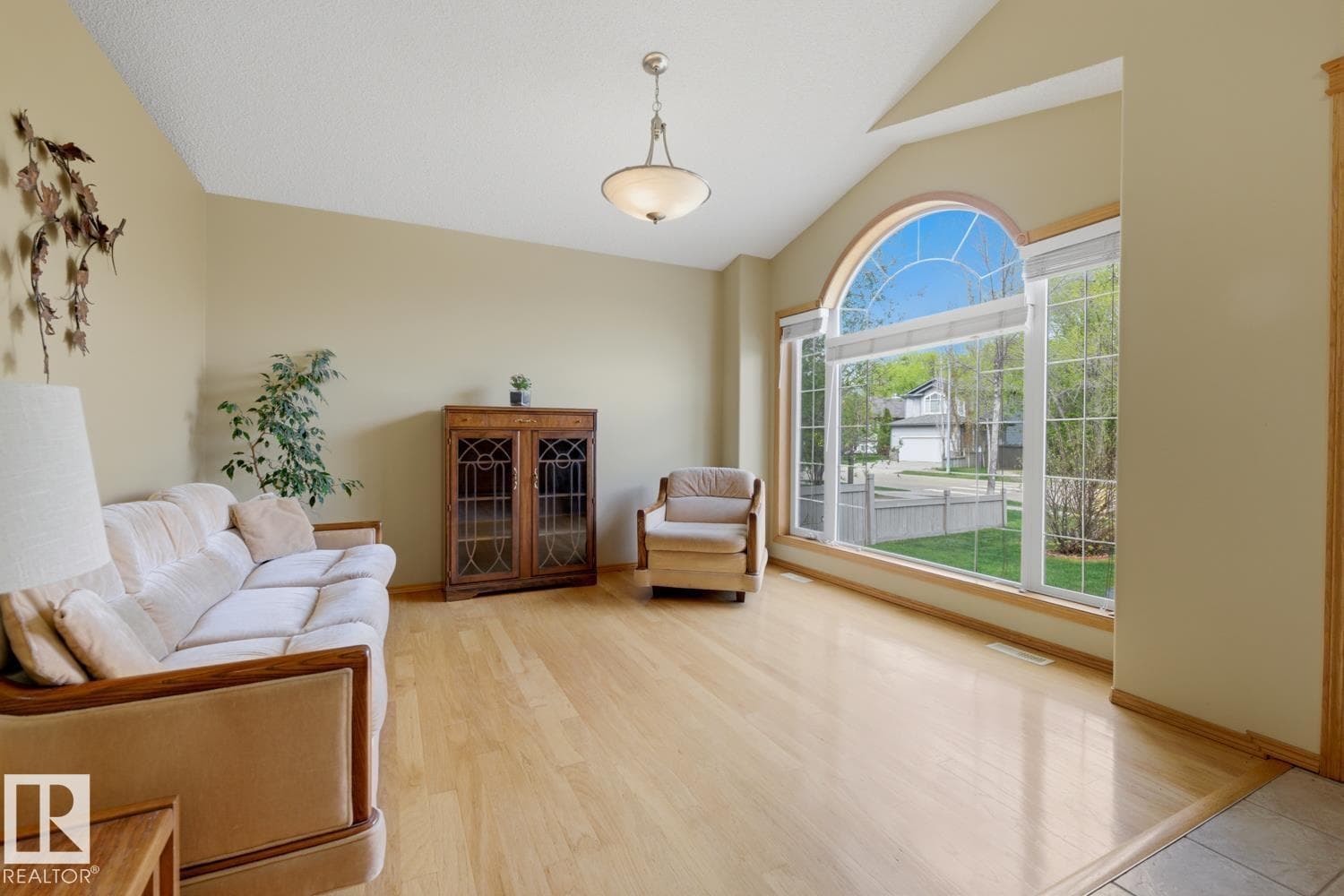 70 EASTCOTT DR — photo 5
