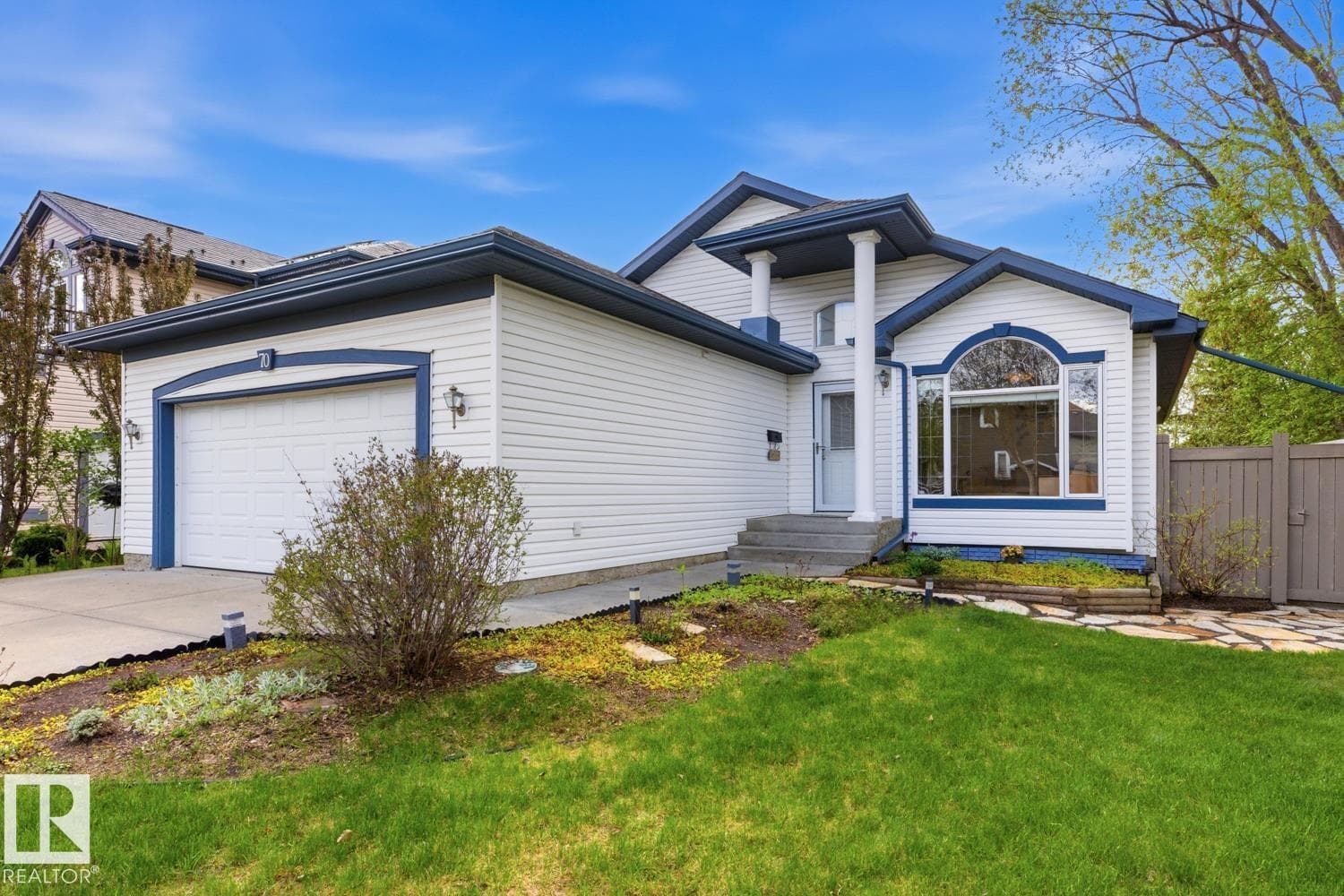 70 EASTCOTT DR