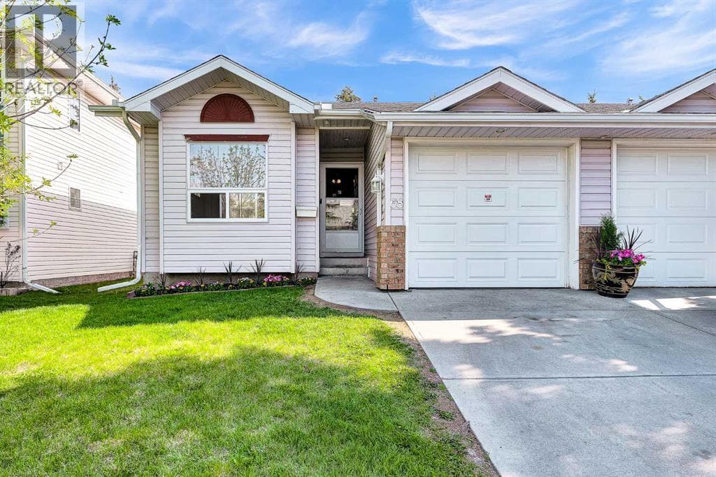 68 Catalina Circle NE — photo 4