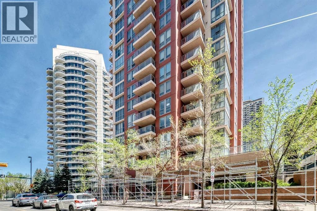 807, 650 10 Street SW