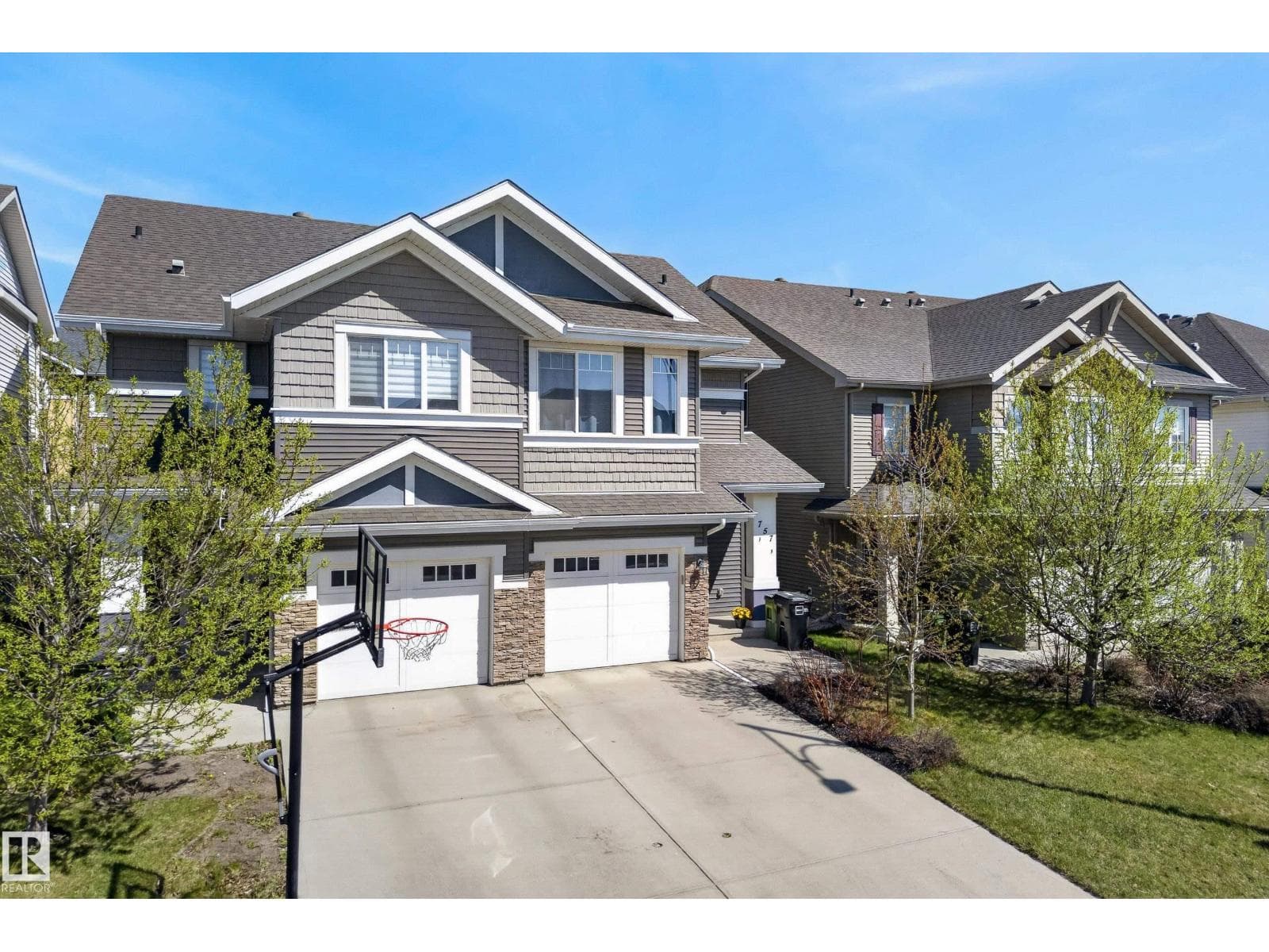 757 EAGLESON CR NW — photo 3