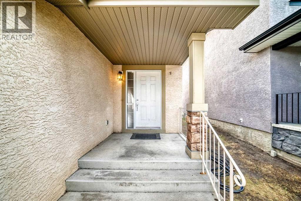 264 Everwillow Green SW — photo 4