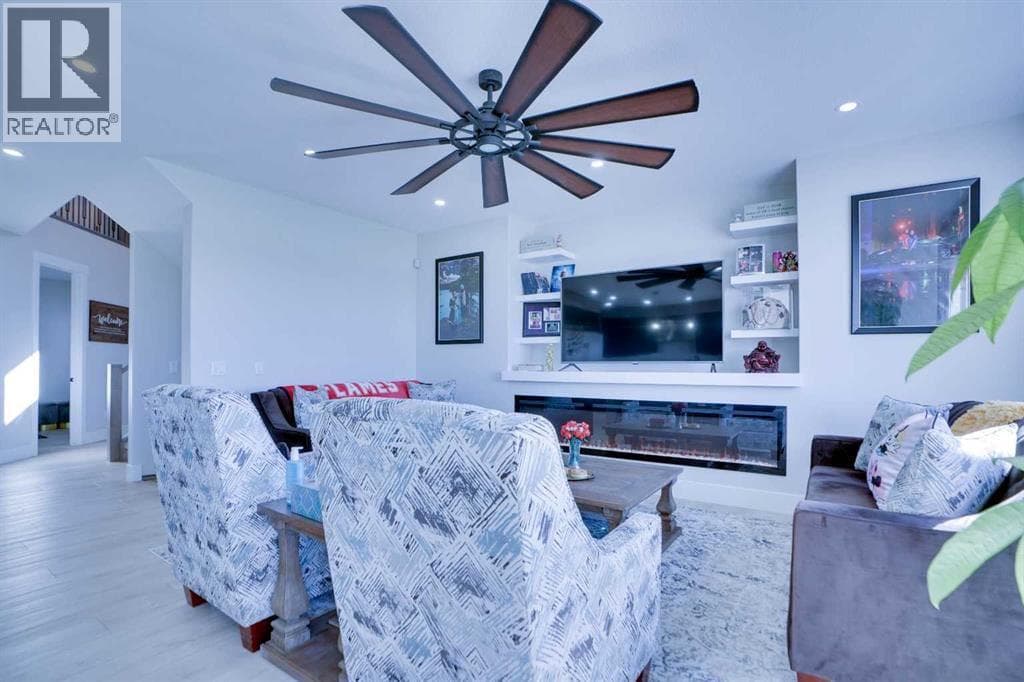 132 Belvedere Drive SE — photo 4