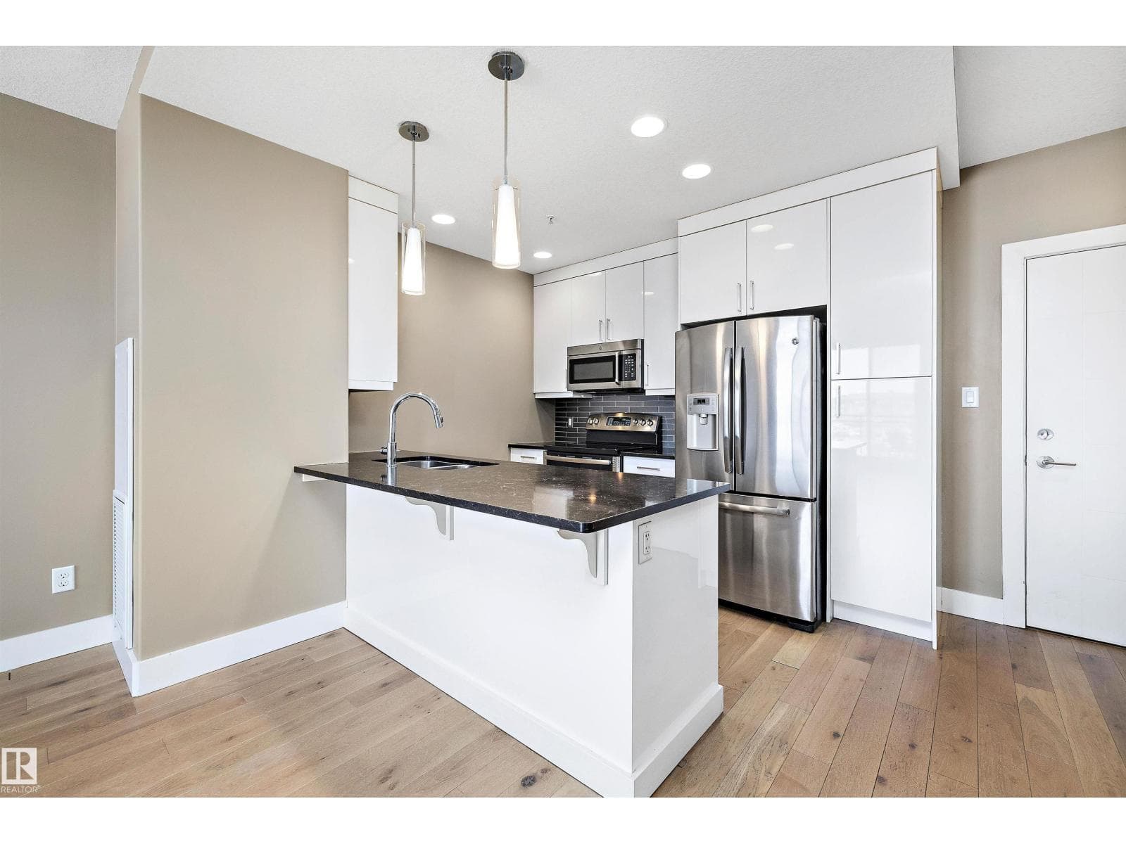 #307 11080 Ellerslie Rd SW SW — photo 4