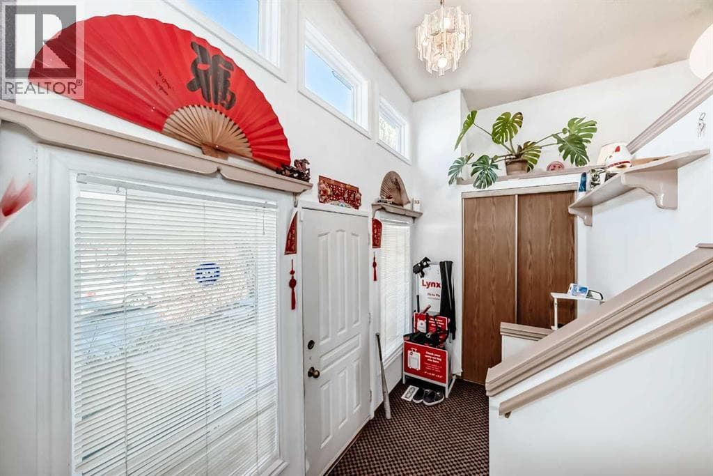 142 Hunterhorn Drive NE — photo 2