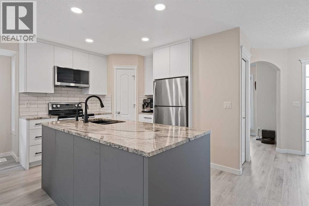 148 Cramond Crescent SE — photo 4