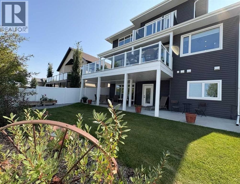 5 Leonard Close — photo 4