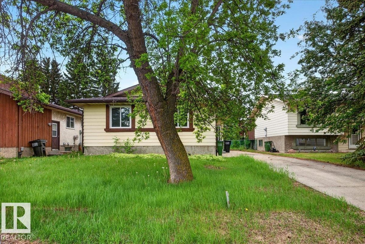 9915 173 AV NW — photo 3