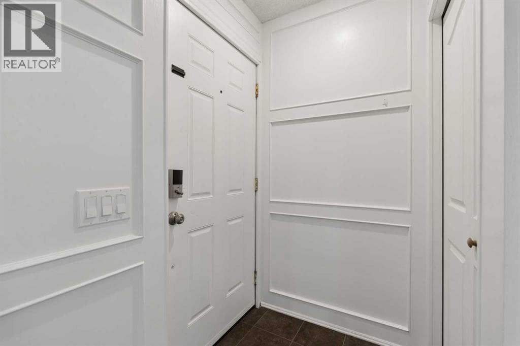 8011 Huntington Street NE — photo 3