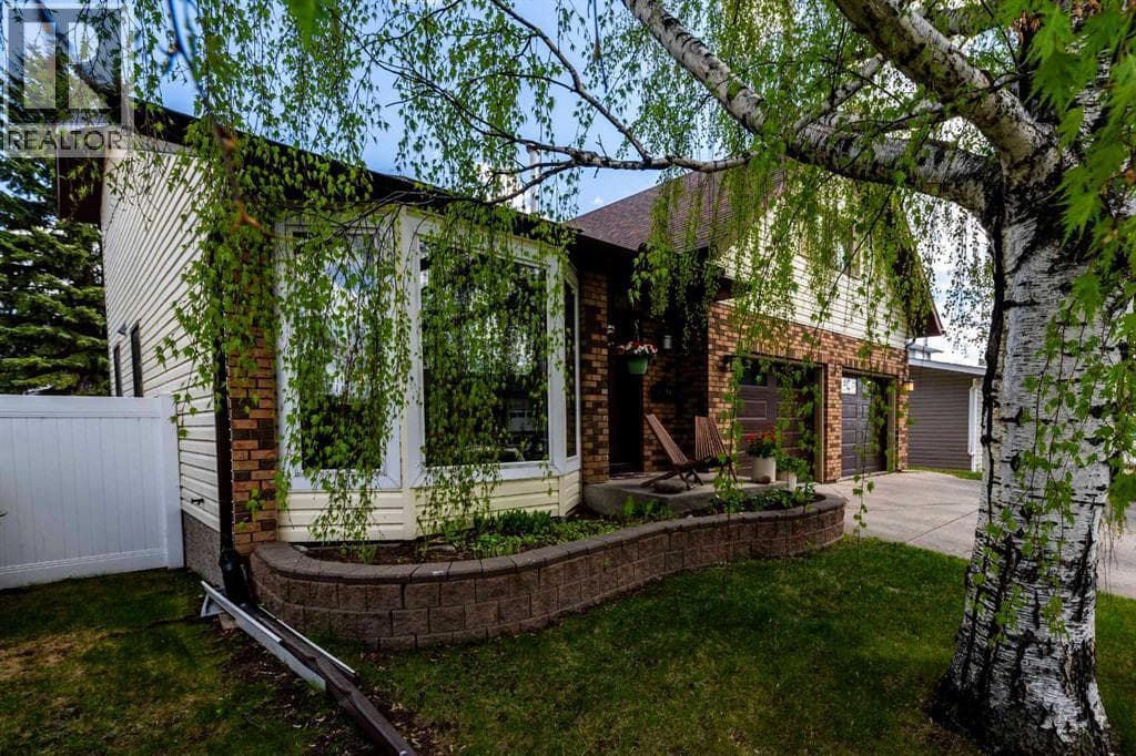 19 Maxwell Avenue — photo 2