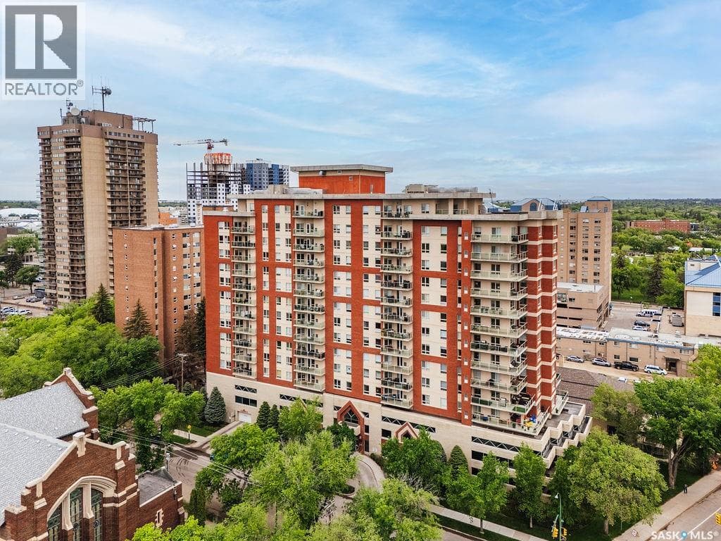 409 902 Spadina CRESCENT E