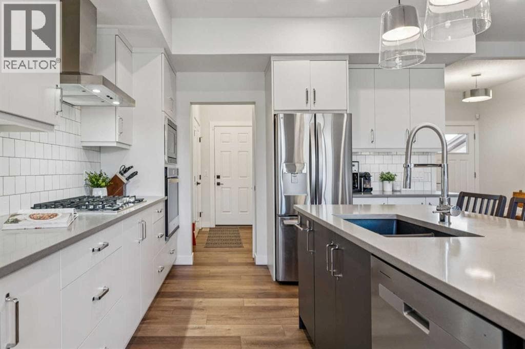 24 Willow Park Point — photo 4