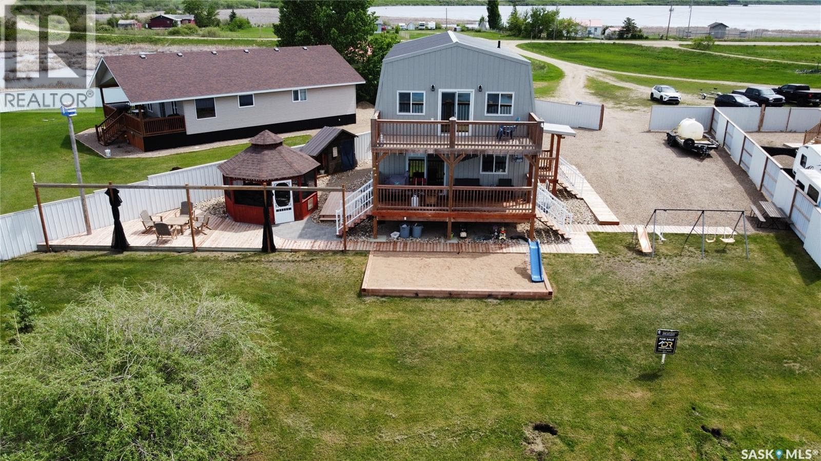 130 McLennan DRIVE