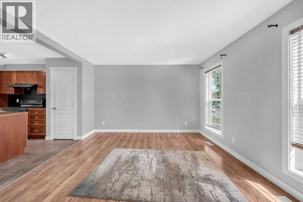 9219 Saddlebrook Drive NE — photo 5