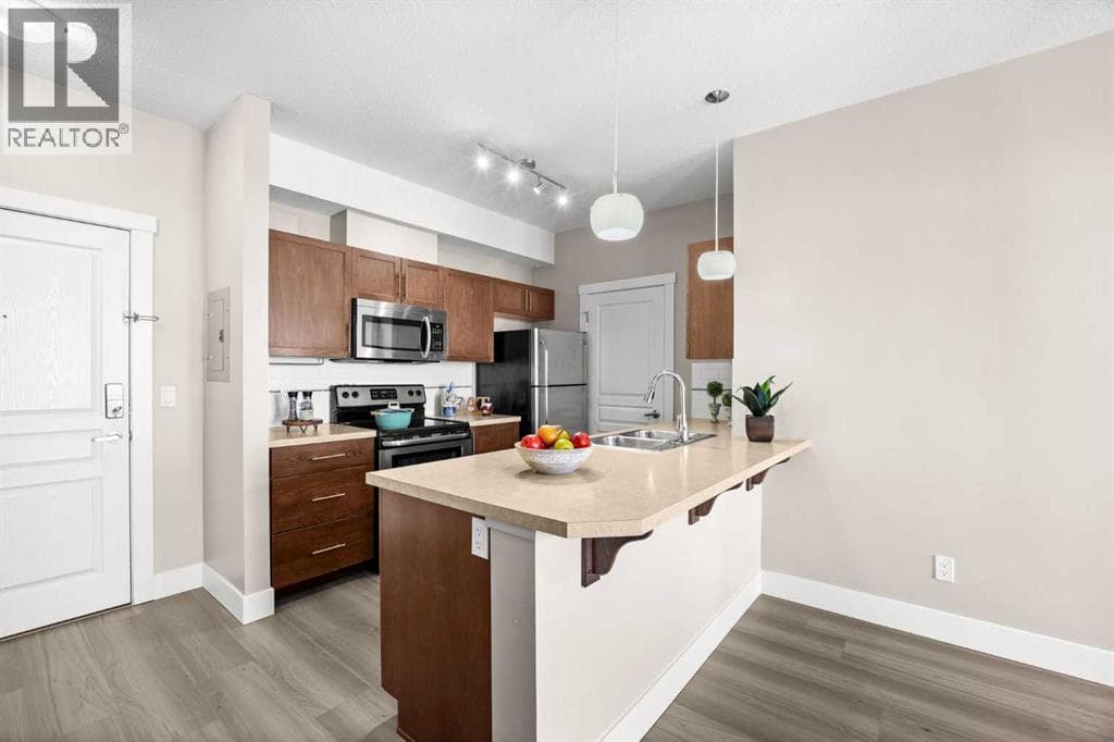 407, 2300 Evanston Square NW — photo 5